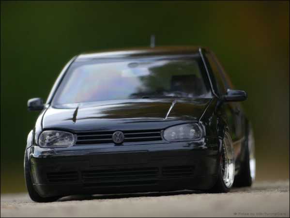 1:18 VW GOLF 4 IV MK4 GTI 1998 schwarz - Diecast Tuning inkl.BBS + OVP